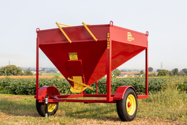 1.5 ton portable grain bin for sale near a field