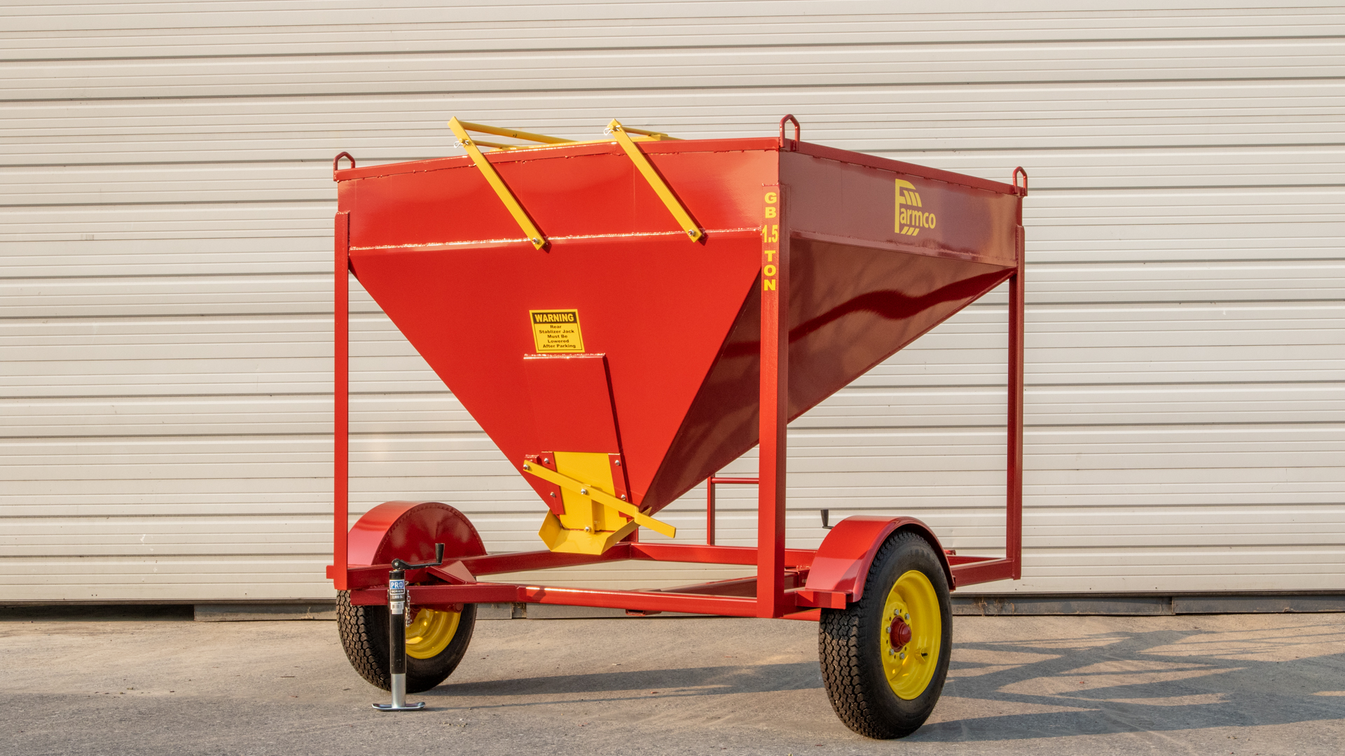 exterior of quality 1.5 ton small grain bin size for sale in PA